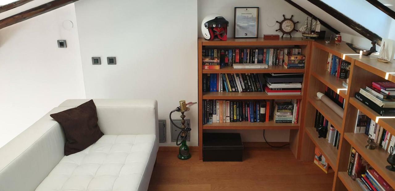 Parkview Apartment In Zagreb'S Favorite Neighborhood Buitenkant foto